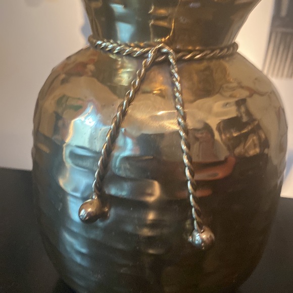 Boho Vintage Brass Planter Rope Detail - Picture 2 of 3